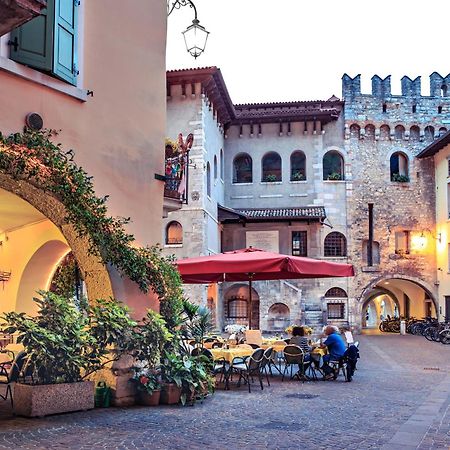 Appartamento Centro Storico Riva 2 - Happy Rentals Buitenkant foto